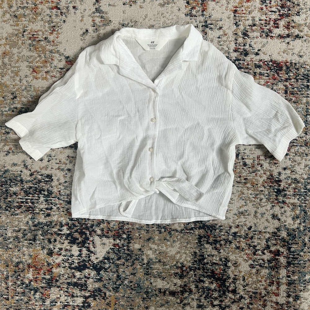 Girls H&M cropped Cream Button-Down Shirt - Picture 1 of 5